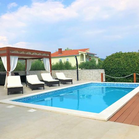 Holiday Home Marina Sevid Exterior photo